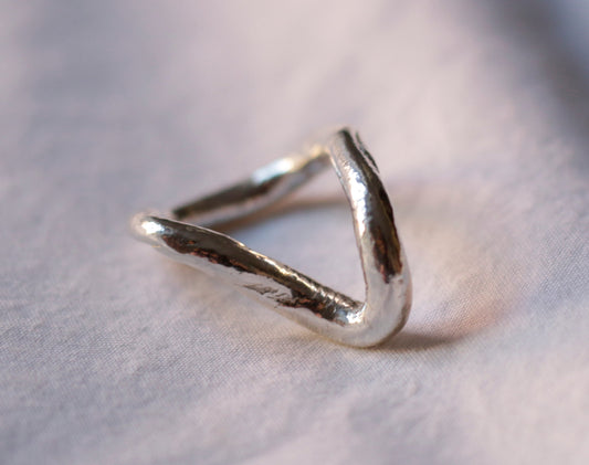 Lazo infinito ring