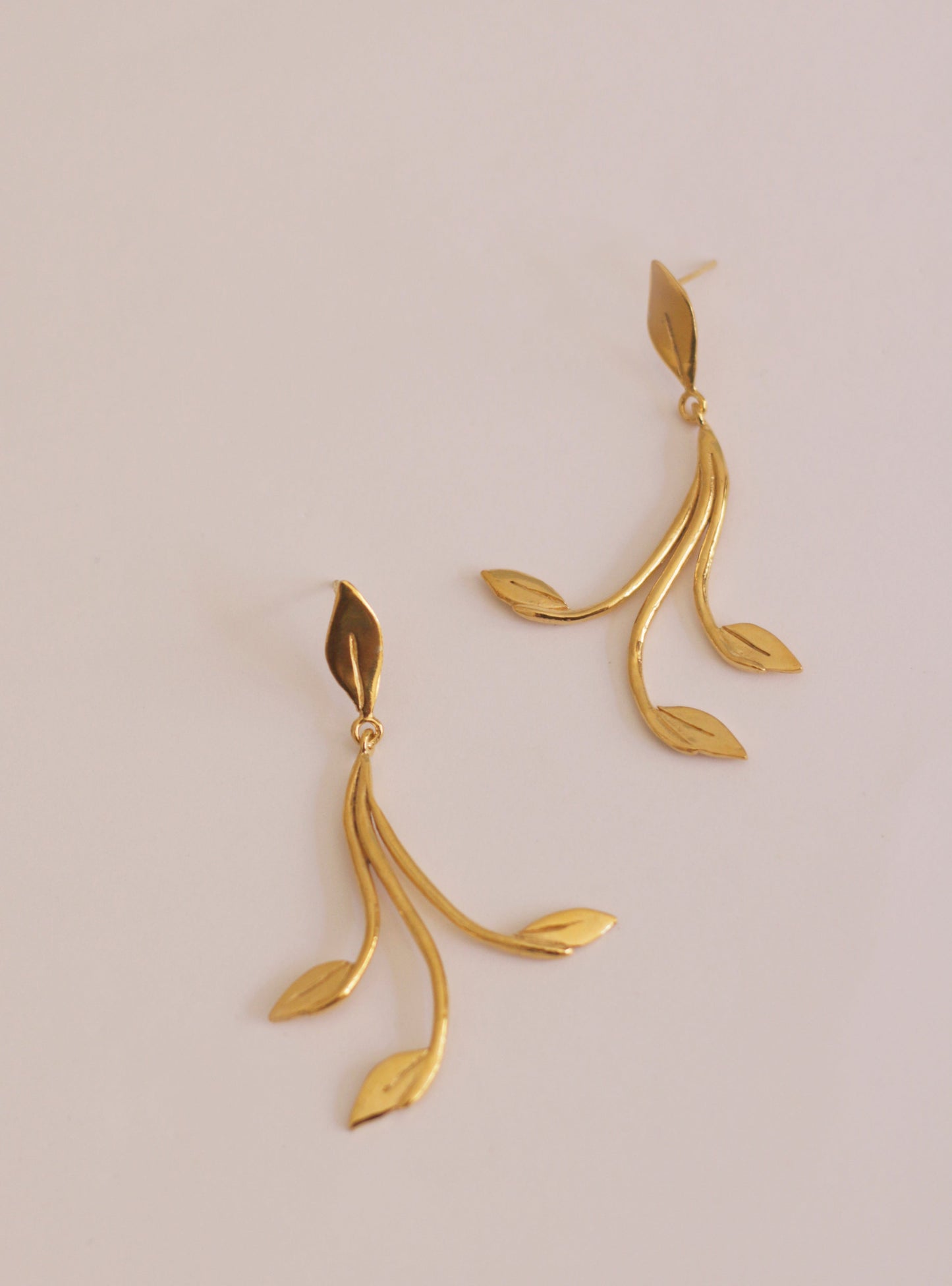 Pendientes Flora