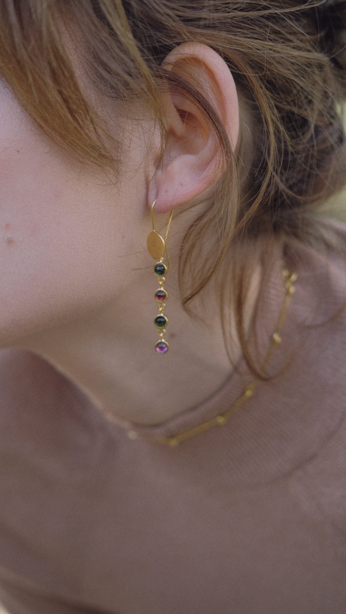 Astres golden earrings Amethyst & Garnet stones