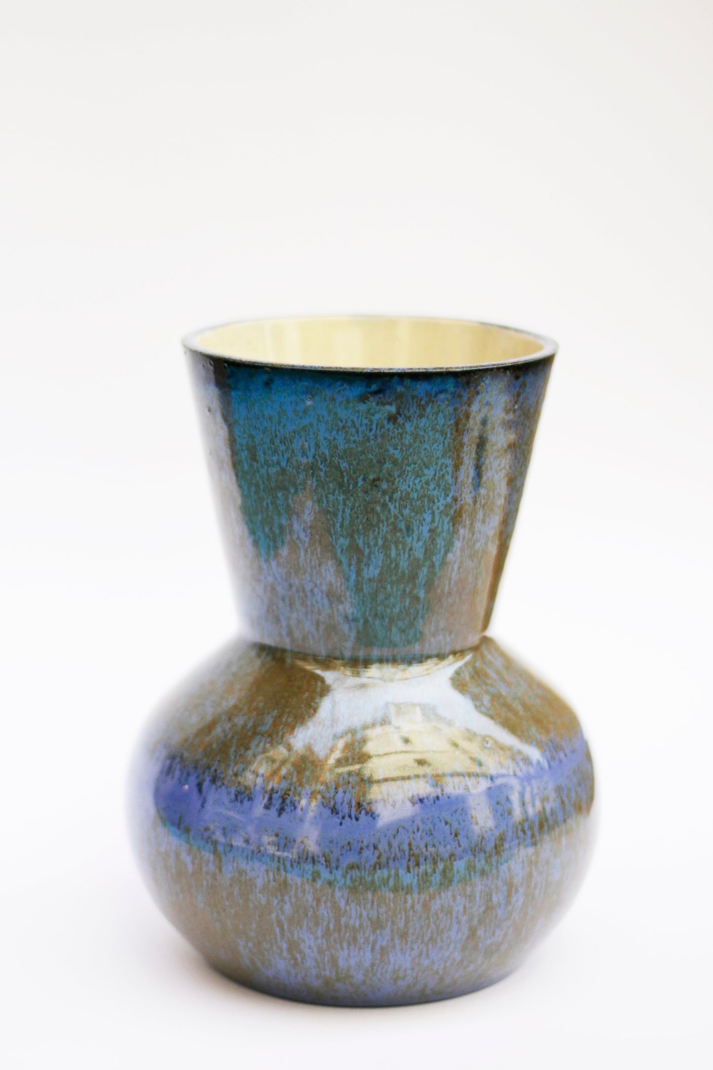 Azure vase
